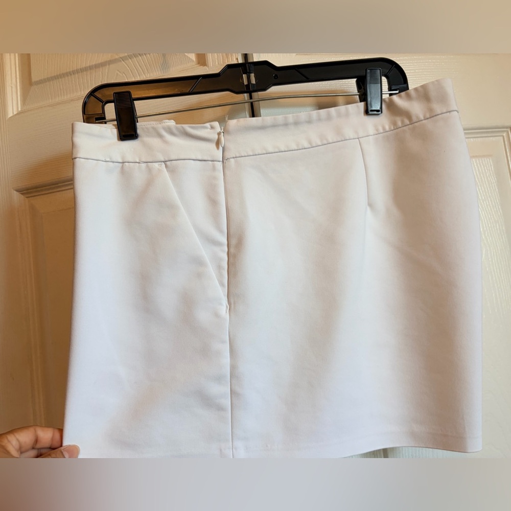 Express Classic White shortie mid rise